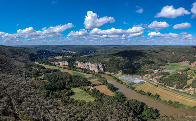 Canvas Print - Saint-Cirq-Lapopie (Lot, France) - Vue aérienne de la basse vallée du lot en direction de Bouziès