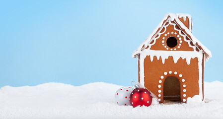 Christmas greeting card with gingerbread house