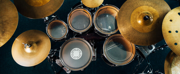 Top view complete drum set.