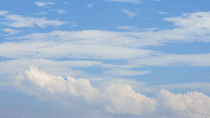 Wall Mural - Cumulus clouds with blue sky on a sunny day of summer. Beautiful cloudscape