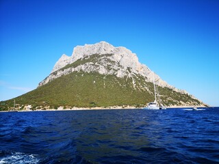 Sticker - Insel Tavolara Sardinien - Naturparadies und Traumstrände mit rosa Sand