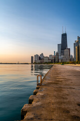 Wall Mural - Views of the Chicago Skyline at Dawn