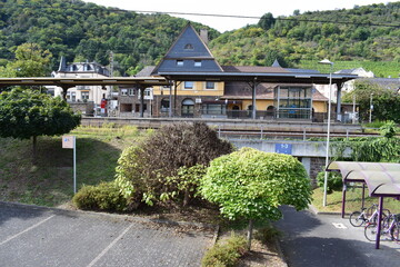 Canvas Print - Bahnhof in Karden, Treis-Karden