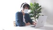 © mangpor2004 - Young asian campus student man wearing protection mask working with laptop computer while online study in campus, coronavirus prevention in university, social distancing, online learning