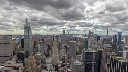 Fototapete - 2021 September New York City skyline buildings timelapse zoom in