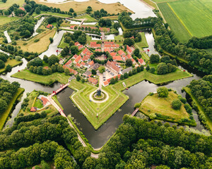 The octagon shaped town of Bourtange from above