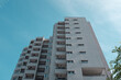 青空とマンション Blue sky and apartment