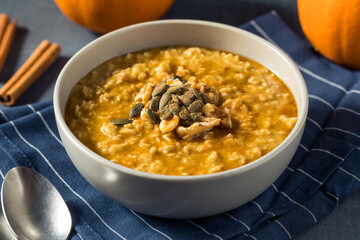 Poster - Healthy Homemade Autumn Pumpkin Spice Oatmeal