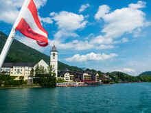Austria, Salzkammergut, Salzburg State, Lake Wolfgangsee, St. Wolfgang, View Of Hotel Weisses Roessl