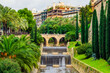 © Thomas Haupt/Westend61 - Spain, Majorca, Palma, trees and waters in the city