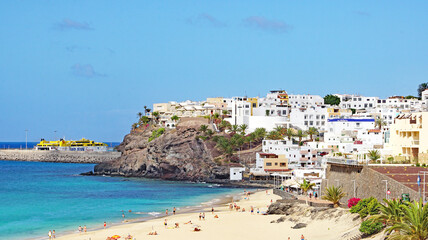 Wall Mural - Faro y Playa de Morro Jable en Jandia, Fuerteventura, Las Palmas, Islas Canarias, España, Europa
