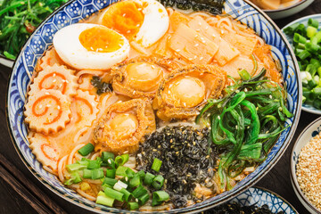 Wall Mural - A bowl of Japanese abalone Ramen