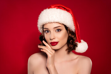  Photo of gorgeous fashion lady touch face christmas make up face silky skin isolated on dark gradient background