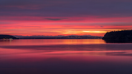 Wall Mural - sunrise puget sound
