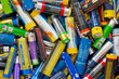 Viele verschiedene Altbatterien