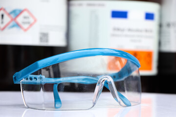 Poster - Glasses can prevent chemicals in the laboratory