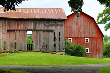 Rain Fall Rainy Farmyard Red Barn Old Dilapidated Decayed Wood Stone Foundation Rural Farming Landscape Background