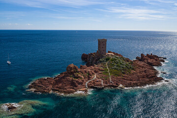 Wall Mural - Île d'or du Cap Dramont (Var)