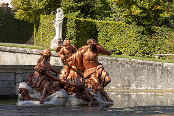 Canvas Print - Closeup of statues in the garden of Royal Palace of La Granja de San Ildefonso, Segovia, Spain