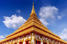 Golden Ancient Pagoda Of Phra Mahathat Kaen Nakhon (Wat Nong Wang) Temple, Thai Traditional Religious Histoty Travel Attraction In Khon Kaen, Thailand.