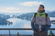 © Ramiro Ruiz - retrato de un hombre entre lago y montaña
