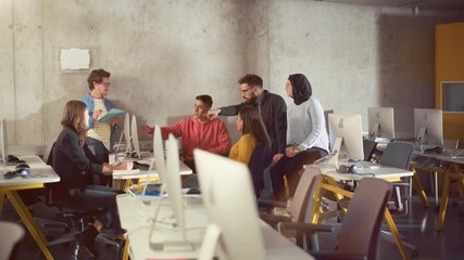 Aufkleber - Diverse Multiethnic Group of Female and Male Students Sitting Together in Infographics Room, Collaborating on a School Project. Young Scholars Talking, Study Software Development or Computer Science.
