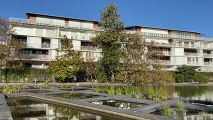 Canvas Print - Bassins du jardin botanique de Bordeaux, Gironde