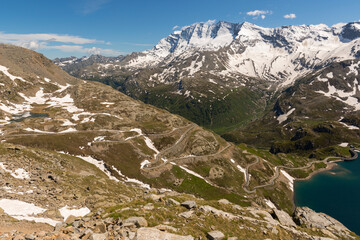 Wall Mural - mountain roads between Ceresole Reale and the Nivolet hill around serrù lake, Agnel lake, Nivolet lake in Piedmont in Italy