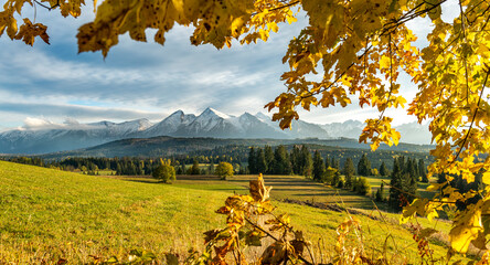 Wall Mural - Beautiful autumn landscape of Tatry mountains