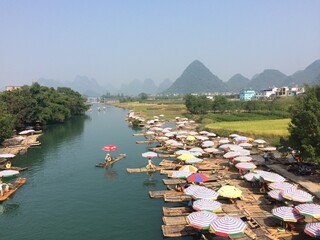 Fishing boats loading up on Guilin's river.
Each fisherman sails down the river with 1 to 2 birds to fish.