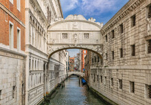 Venice Italy, City Skyline At Bridge Of Sighs And Canal