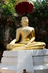 Wall Mural - buddha statue