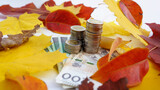 Fototapeta  - Inwestycje na jesień życia