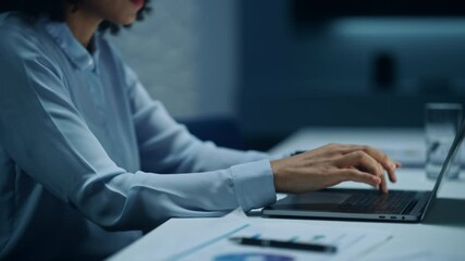 Poster - Close Up of African American Businesswoman Working on Laptop Computer in Big City Office Late in the Evening. Female Executive Director Managing Digital e-Commerce Project, Finance Analysis.