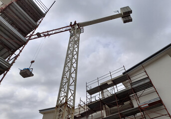 Lavori in corso nel cantiere edile