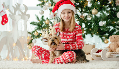 Canvas Print - Child in Christmas time