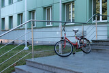 rower przed sądem w Kazimierzy Wielkiej