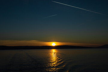 Wall Mural - sunset over the sea