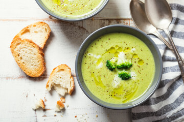 Delicious and healthy broccoli cream soup