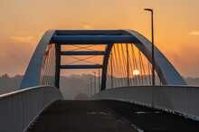 Most Pieszo-rowerowy Imienia Halupczoka Nad Kanałem Ulgi W Opolu