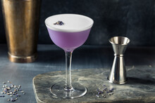 Boozy Lavender Gin Cocktail