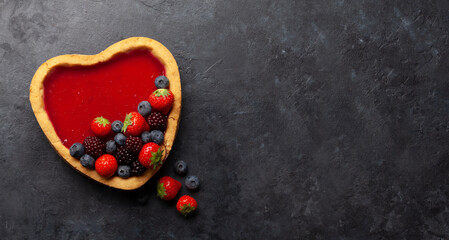 Poster - Heart shaped sweet cake with berries