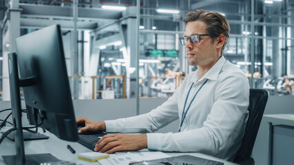 Aufkleber - Confident Automotive Engineer Working on Desktop Computer in Modern Office at Car Assembly Plant. Industrial Project Manager Creating Sales, Finance and Marketing Reports at Vehicle Factory.