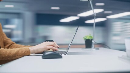 Poster - 360 Degree Modern Office: Caucasian Businessman Sitting at His Desk Working on a Laptop Computer. Man working with Big Data e-Commerce Analysis. Energetic Fast Tracking Shot. Camera Moving Around