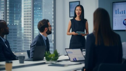 Leinwandbilder - Office Conference Room Meeting: Portrait of Confident Asian Female Digital Startup Entrepreneur Presents e-Commerce Investment Strategy for Group of Investors. Multi-Ethnic Workplace. Slow Motion