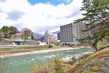 【群馬県利根郡】春の水上 諏訪峡 紅葉橋付近