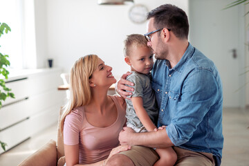 Poster - Happy family at home