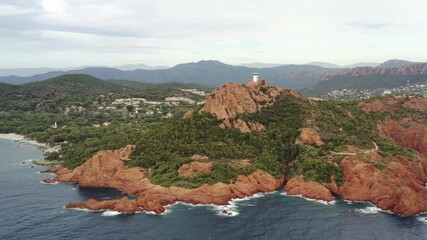 Canvas Print - survol de cap Esterel de l'île d'Or et du cap Dramont, côte d'Azur, french riviera