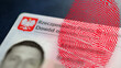 © FotoDax - Polski dowód osobisty z warstwą danych odciskiem palca identyfikujący osoba.