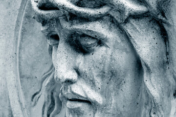 Papier Peint - Ancient statue of Jesus Christ crown of thorns